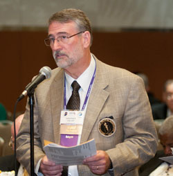 Tharp, M.D. ISMA Past President Stephen Tharp, M.D., introduces an expert on the topic of genetically modified foods.